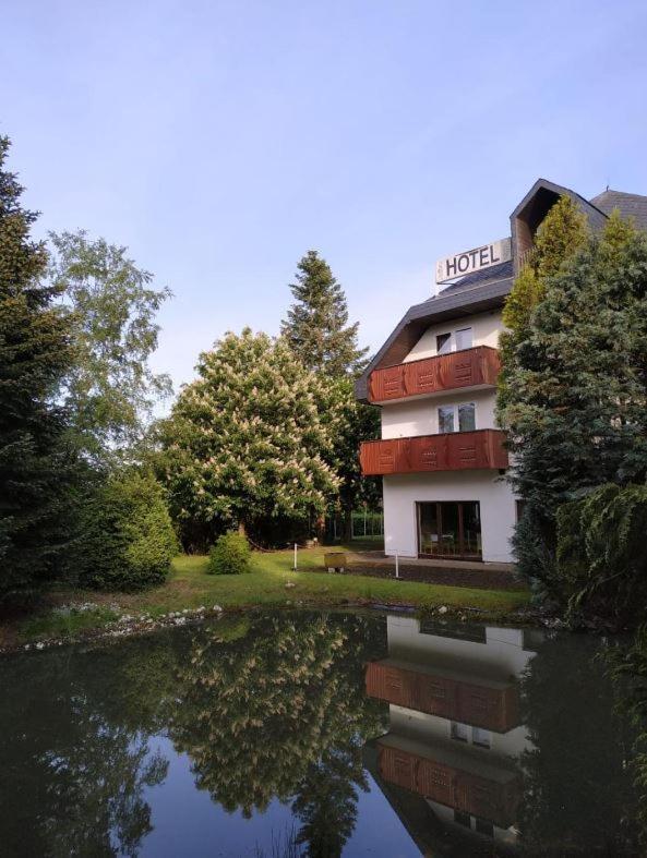 Zenner'S Landhotel Newel Εξωτερικό φωτογραφία