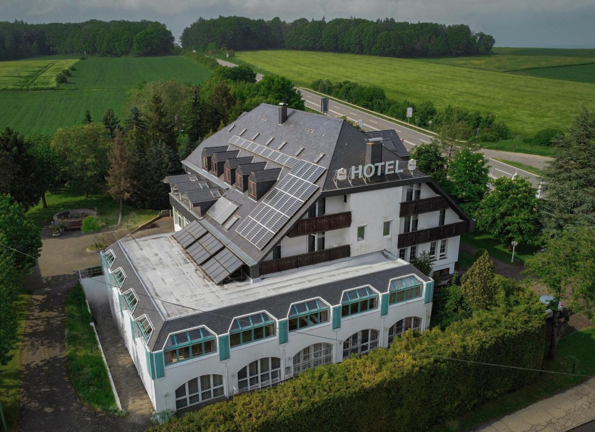 Zenner'S Landhotel Newel Εξωτερικό φωτογραφία